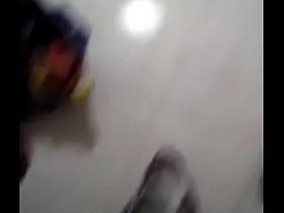 فيدو ساخن لمغربي ينيك صرصور ويعطيه منديtem