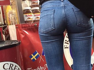 Verifiable peaches teen brim-full with stingy jeans