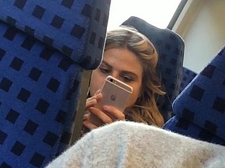 Шпион двух подростков скрытые камеры, как большой флэш хер в обтягивающих джинсах